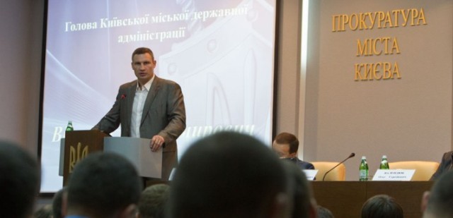 Віталій Кличко – правоохоронцям: «Відновлення довіри суспільства відбувається не через красиві цифри та презентації, а через ефективну роботу та покарання злочинців»